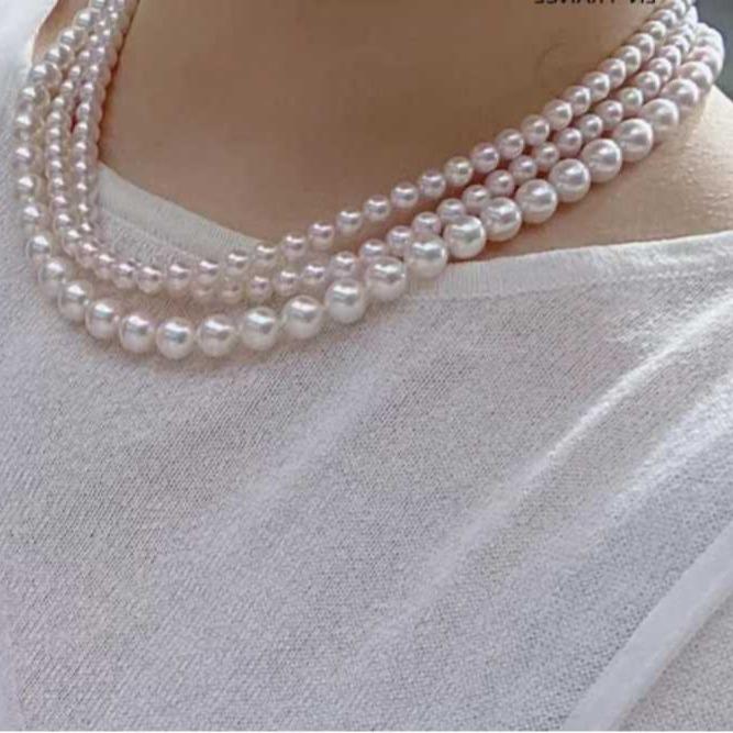 Number R necklace (priced as a deposit) Daily