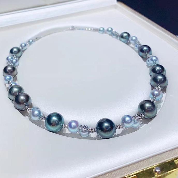Number R necklace (priced as a deposit) Daily