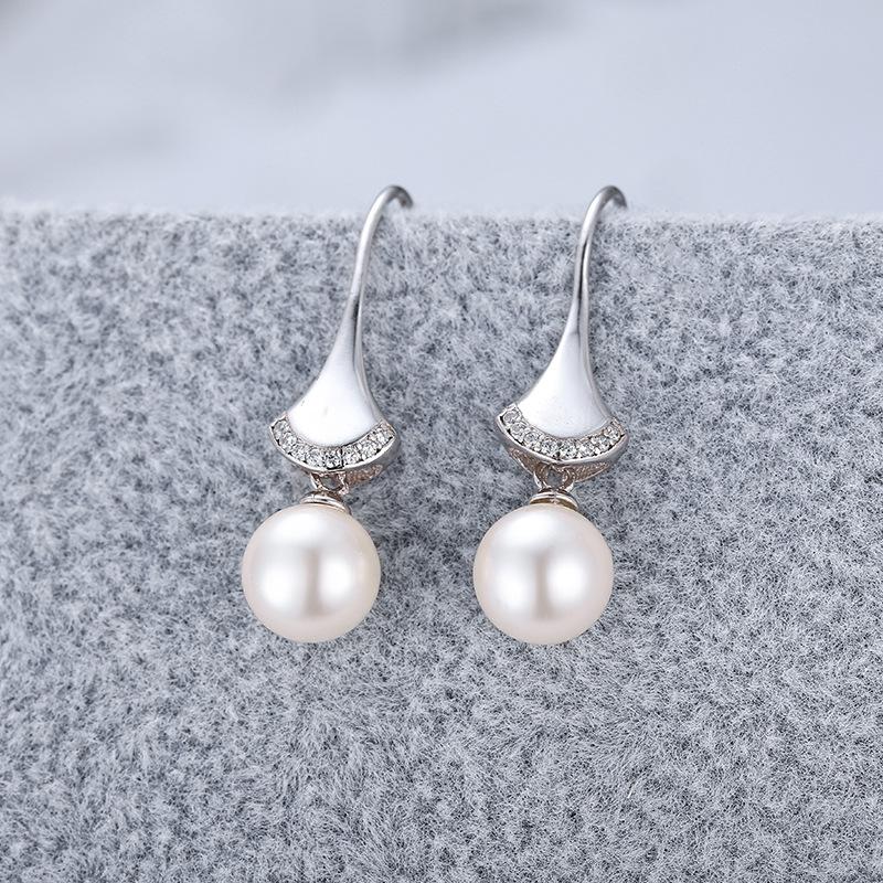 Number U Pearl Earring Elegant freshwater daily