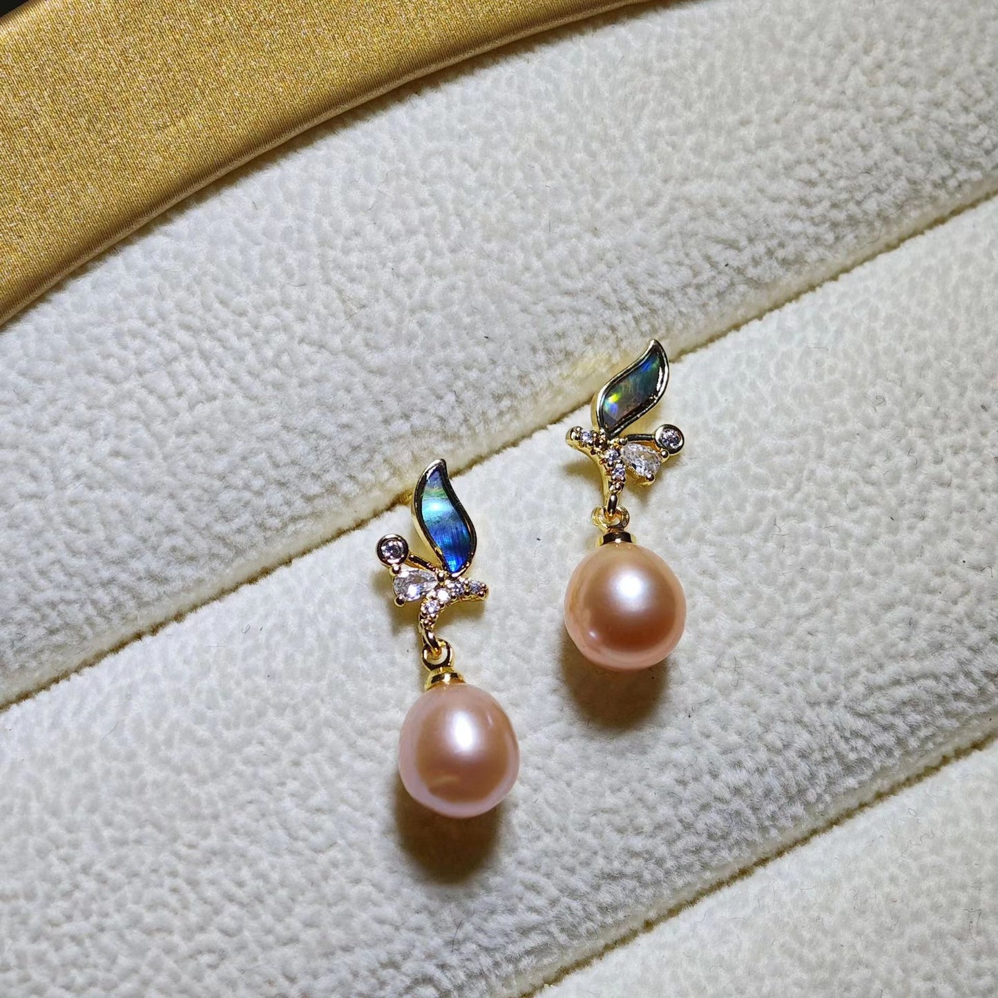number 27 freshwater pearl earrings plated s925