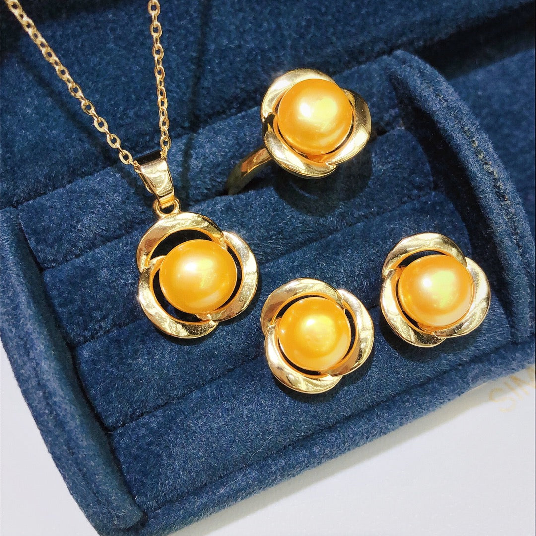 New Arrival 10 Three Flowers Fresh water pearl set