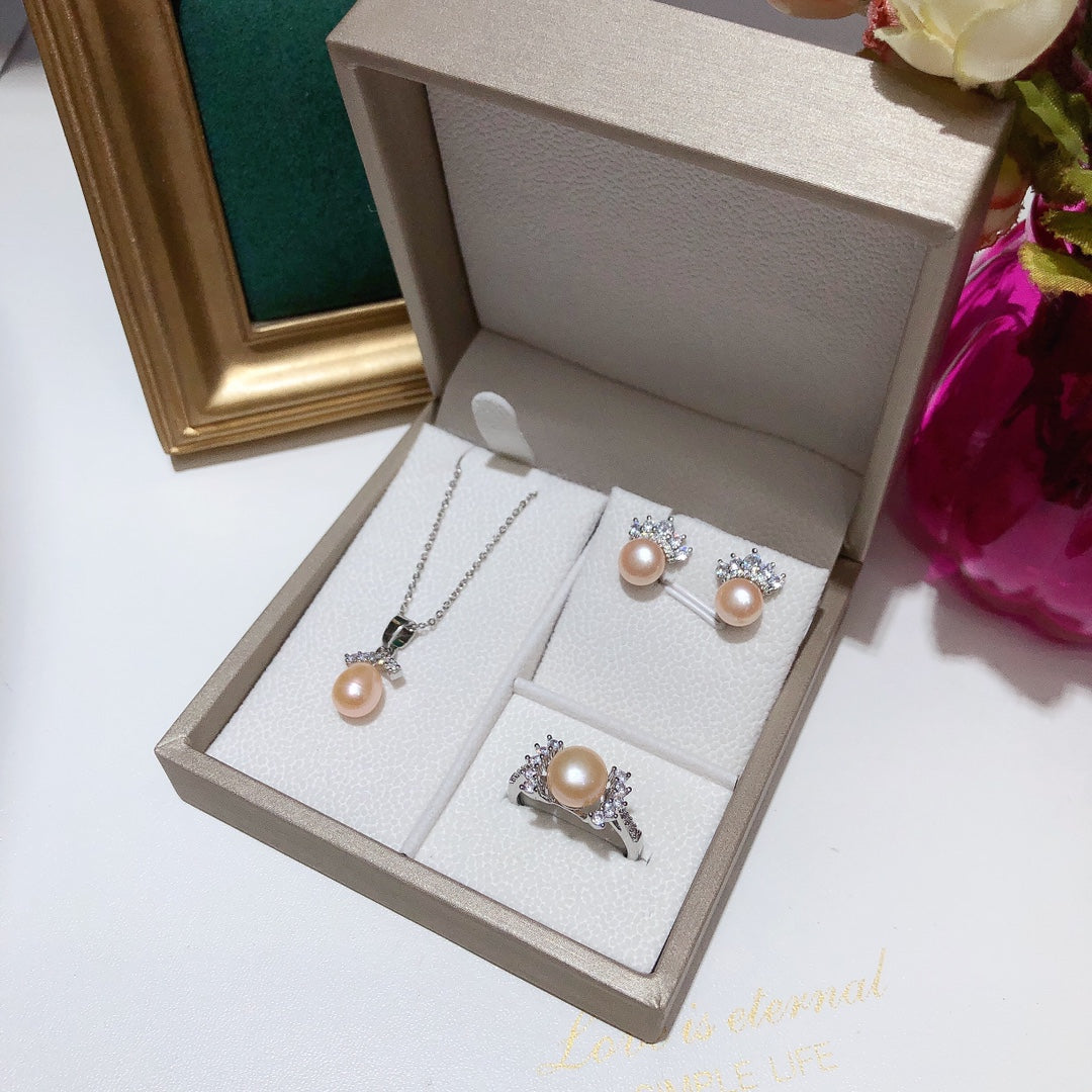 New Arrival 16 Crown Fresh water pearl set