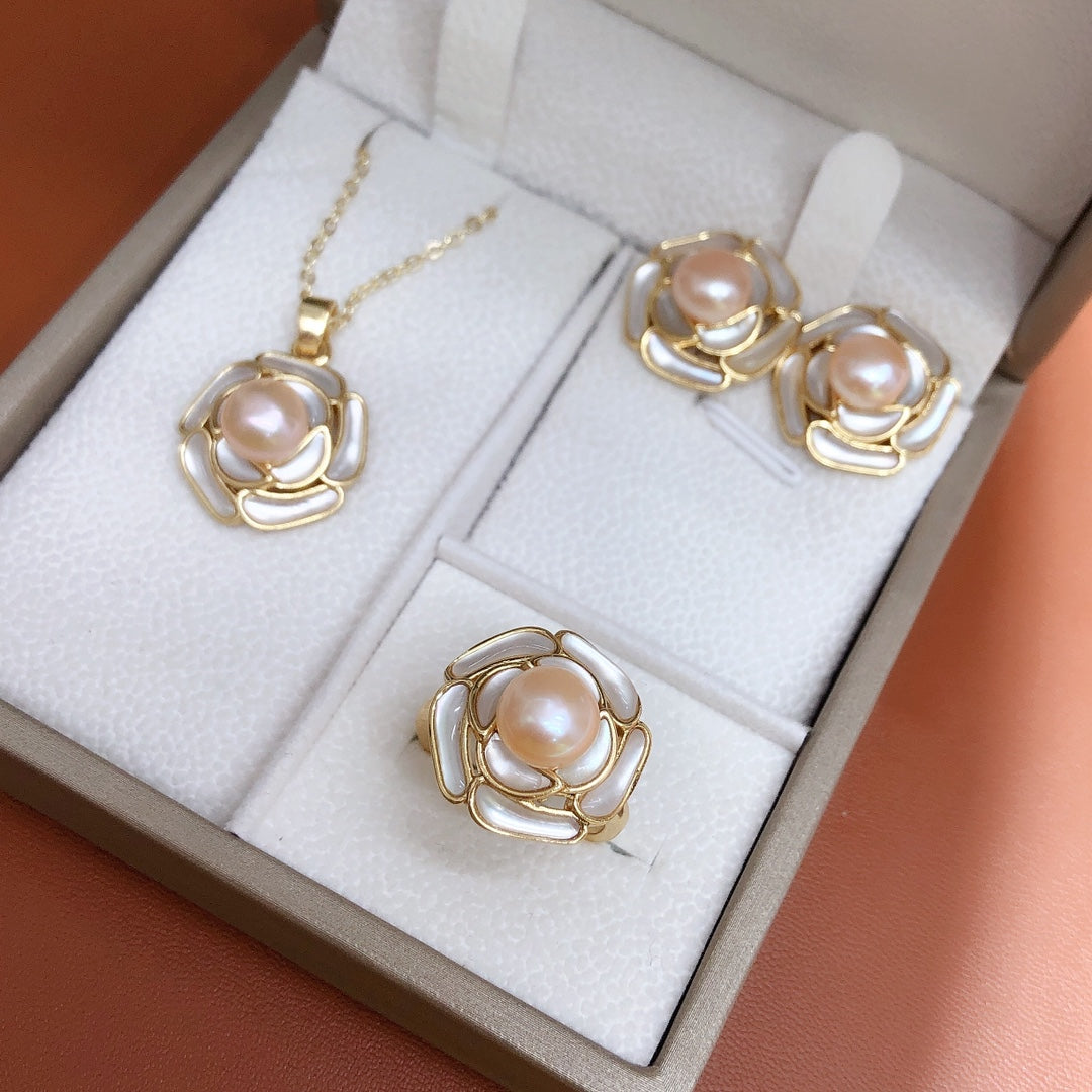 New Arrival 18 Full Bloom Fresh water pearl set
