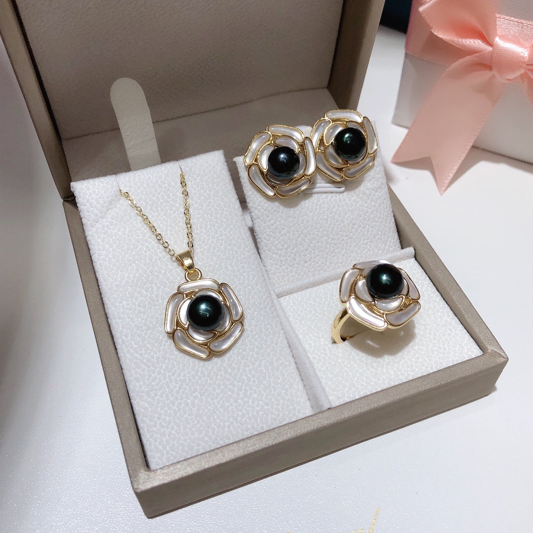 New Arrival 18 Full Bloom Fresh water pearl set