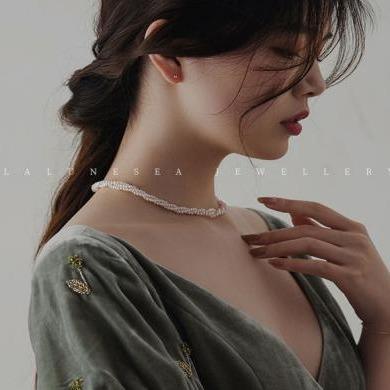 Number O necklace (priced as a deposit) Daily