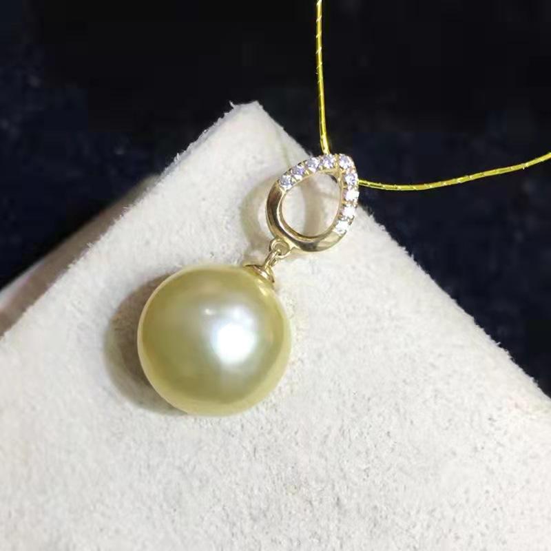 Number C 18KGold sea water pearls necklace ring earring bracelet (priced as a deposit)