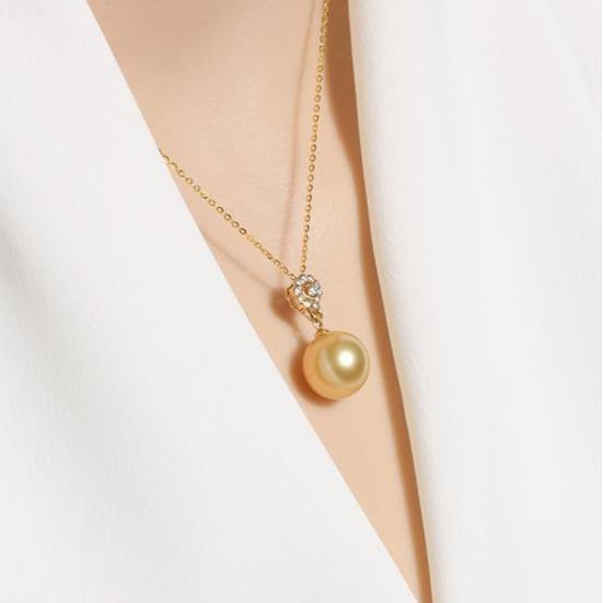 Number N necklace (priced as a deposit) Daily