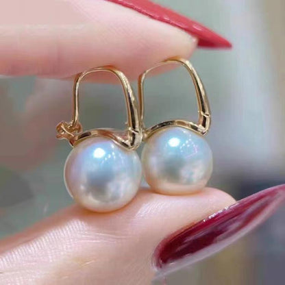 Number L pearls earrings (priced as a deposit) Customized according to budget