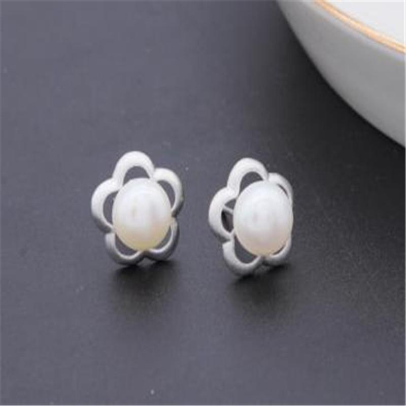 Number U Pearl Earring Elegant freshwater daily