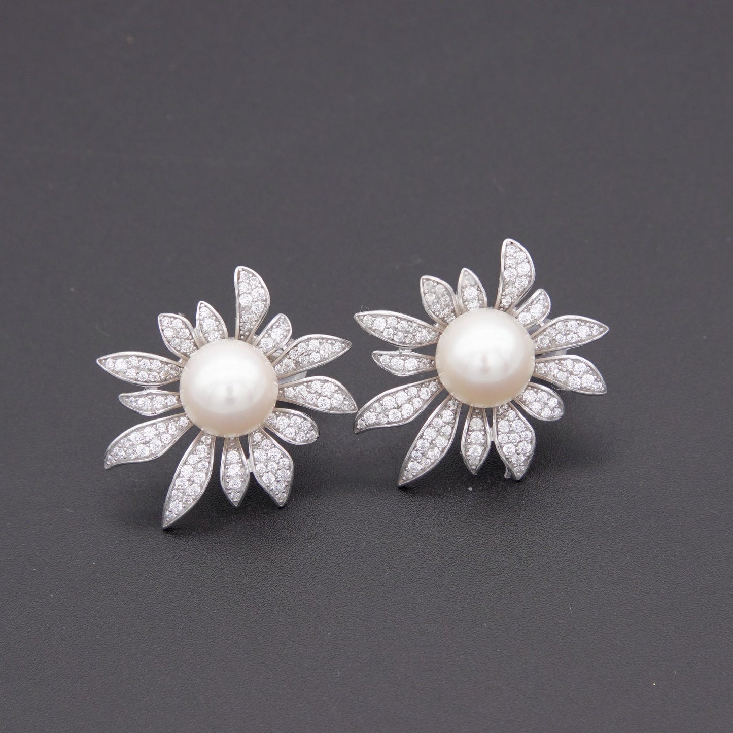 Number F freshwatepearls design S925