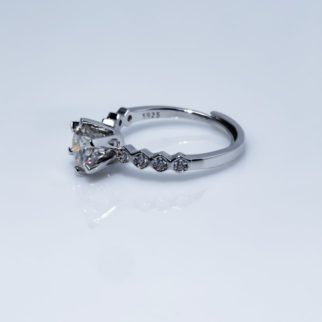 Number CI Moissanite ring Engagement 15usd