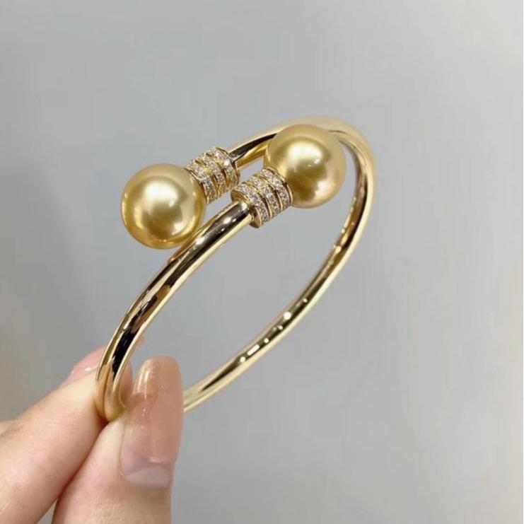 Number S bracelet (priced as a deposit) Daily