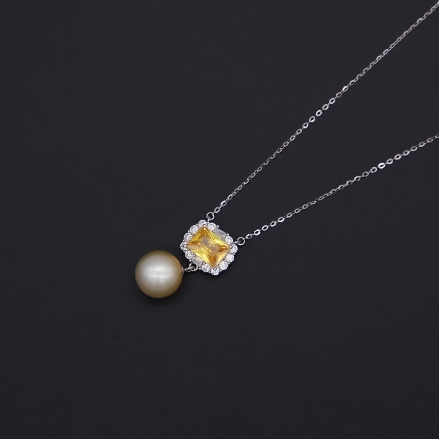 Gorgeous sea water pearls necklace ring earring bracelet (priced as a deposit)