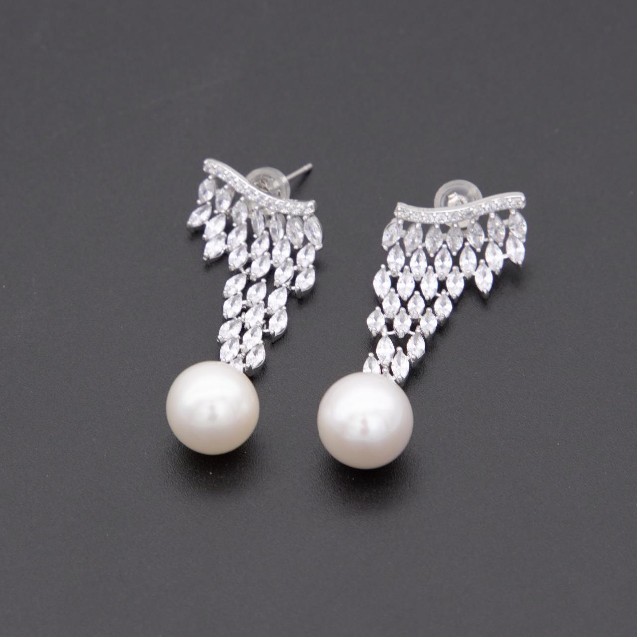 Number BW pearl bracelet earring necklace daily fashion accessory