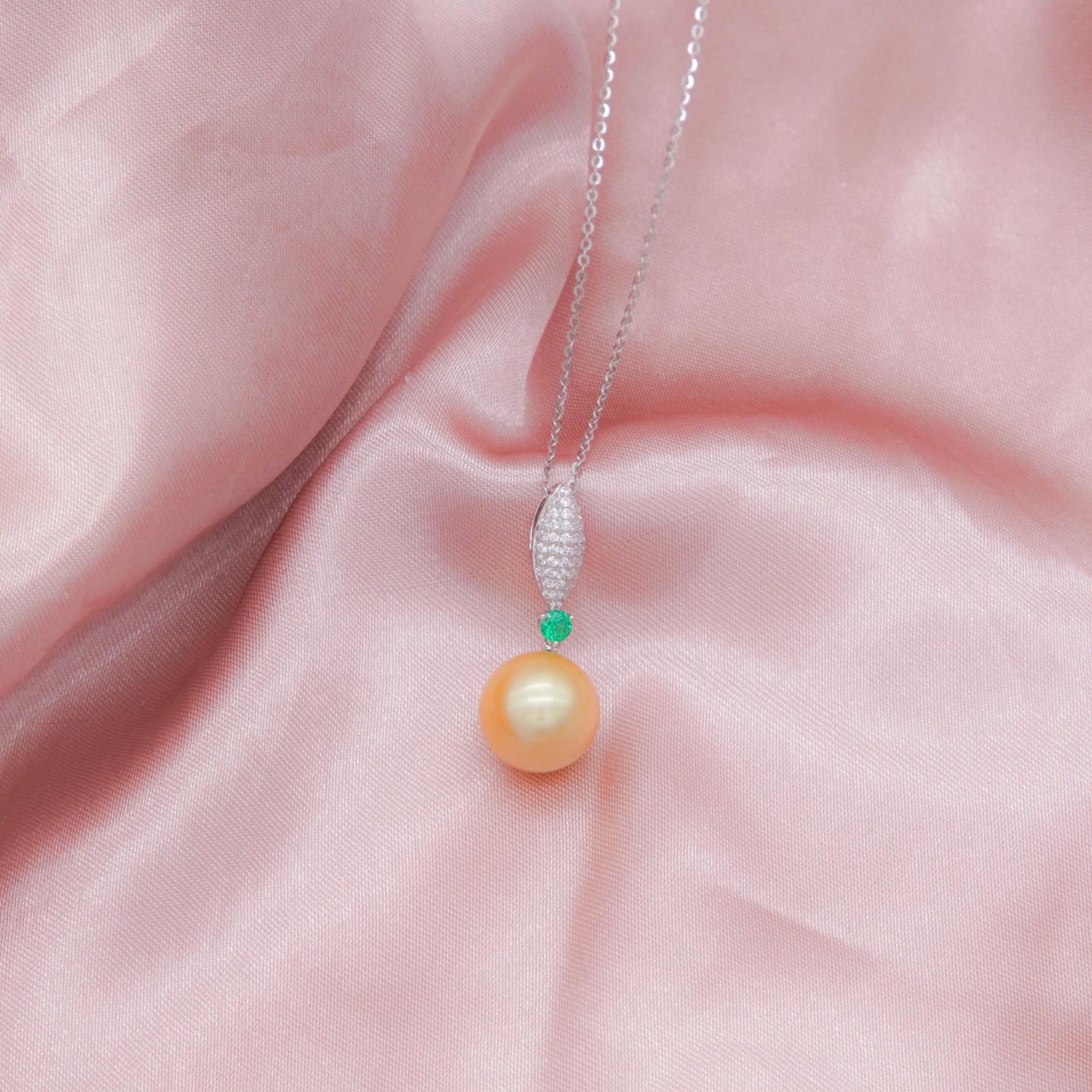 Gorgeous sea water pearls necklace ring earring bracelet (priced as a deposit)
