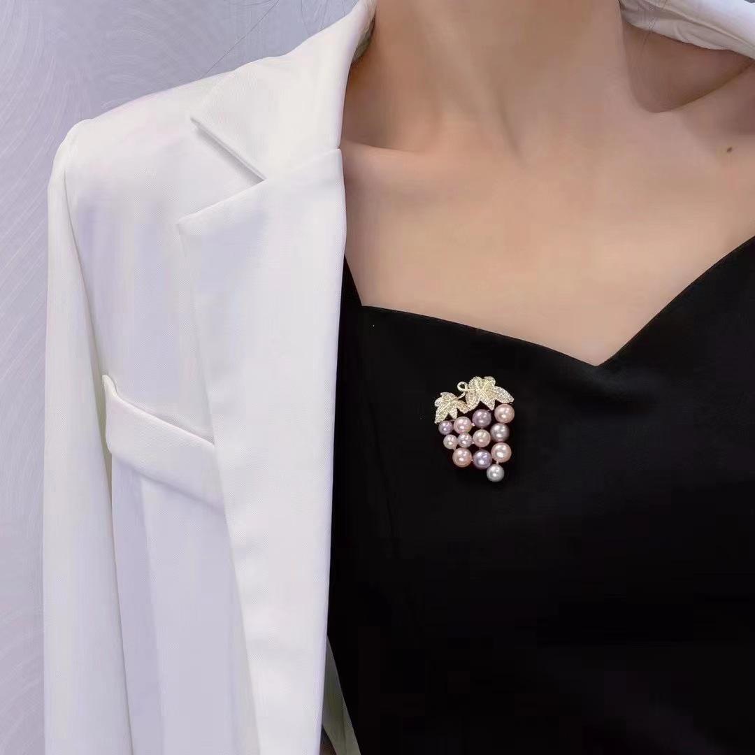 Number AX Pearl brooch Daily anniversary for Christmas（266-313）