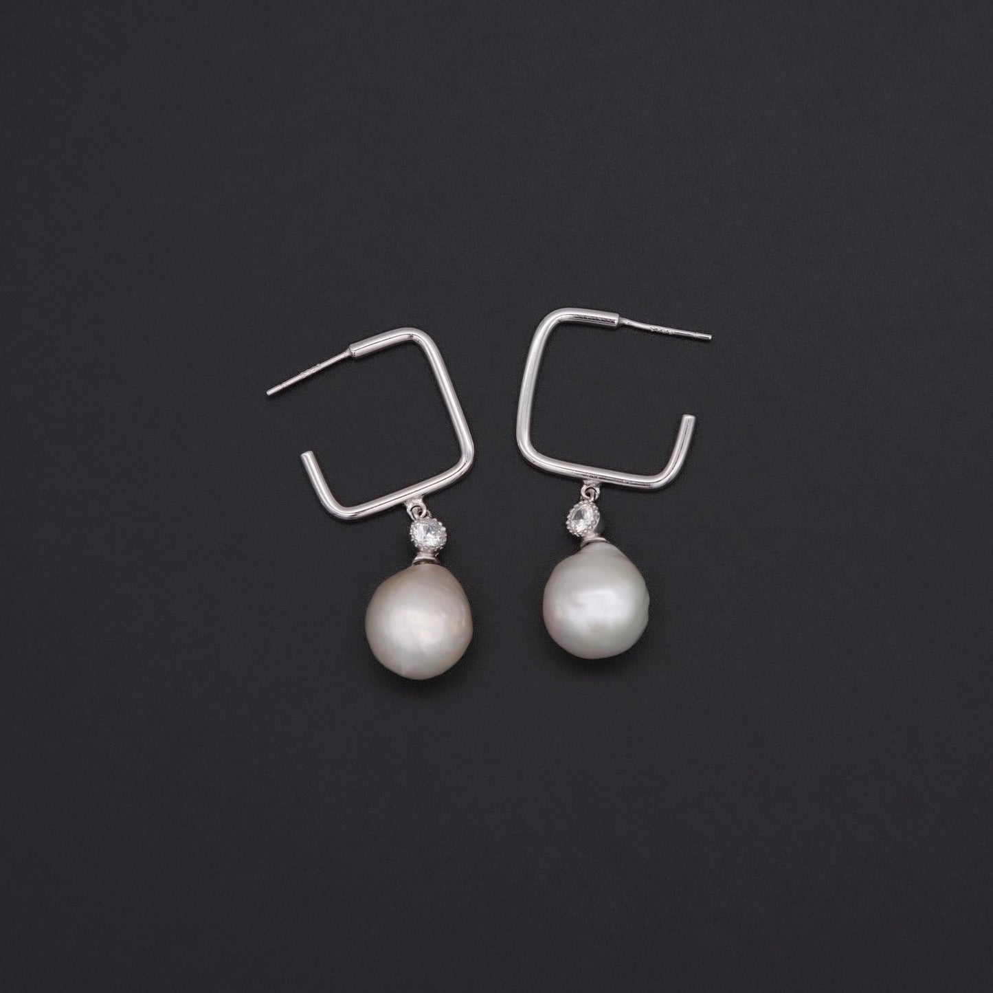 Number BW pearl bracelet earring necklace daily fashion accessory