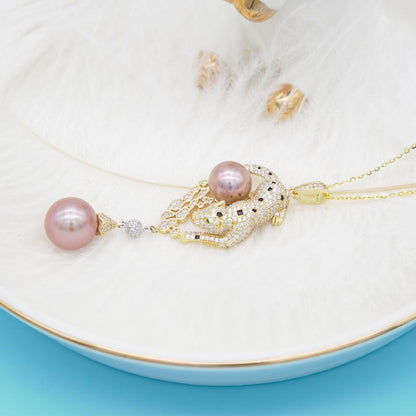 Number F freshwatepearls design S925
