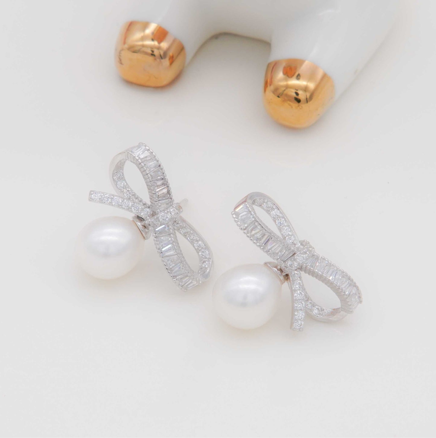 Number BW pearl bracelet earring necklace daily fashion accessory