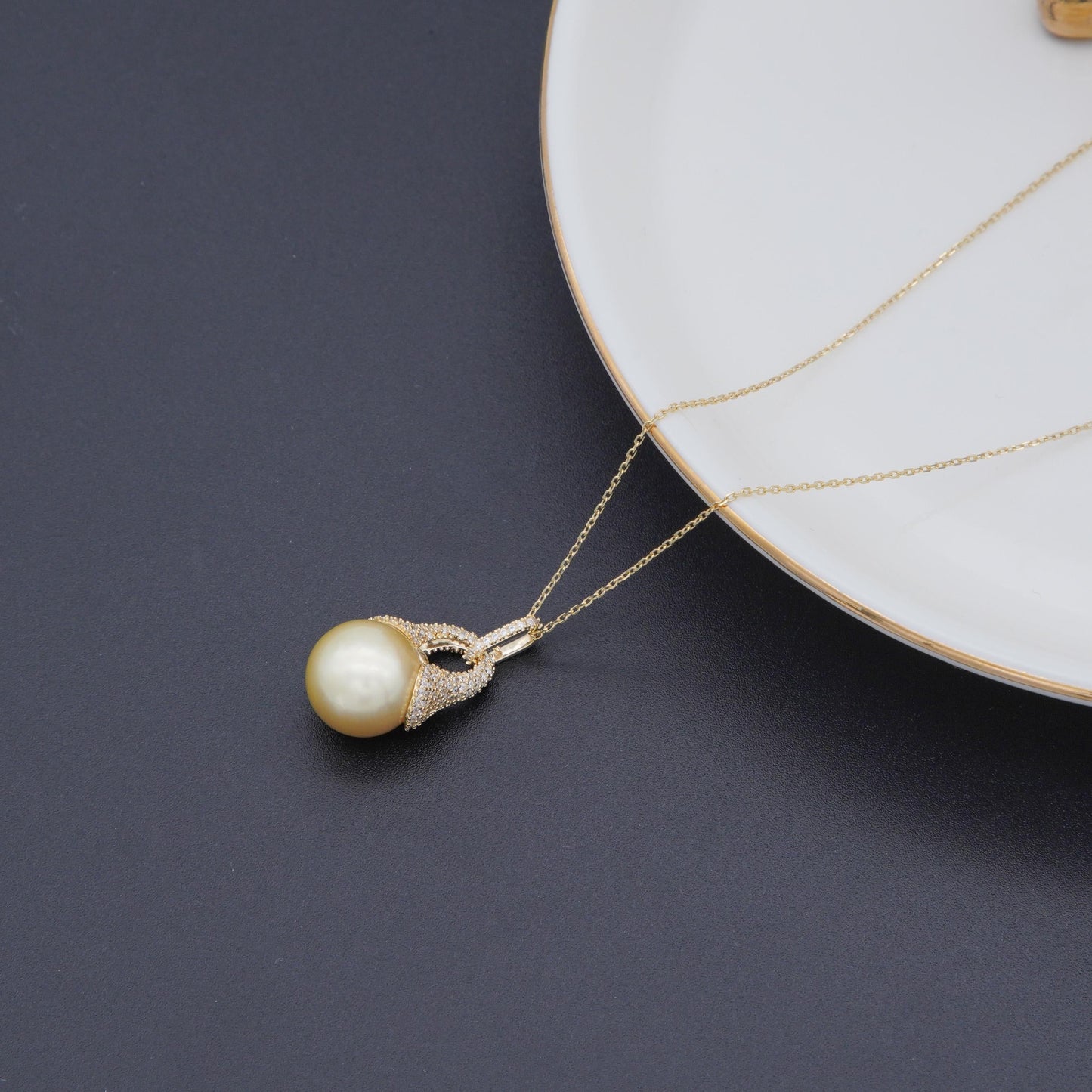 Number BW pearl bracelet earring necklace daily fashion accessory
