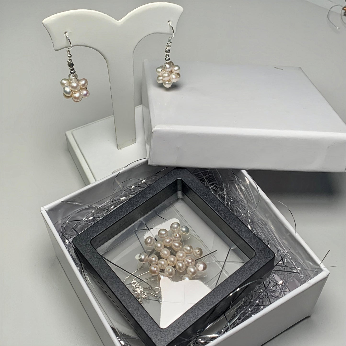 DIY5.Original hand-made small fresh pearl flower earrings